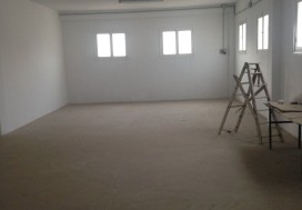 A VENDRE LOCAL INDUSTR LAC 2000 M2