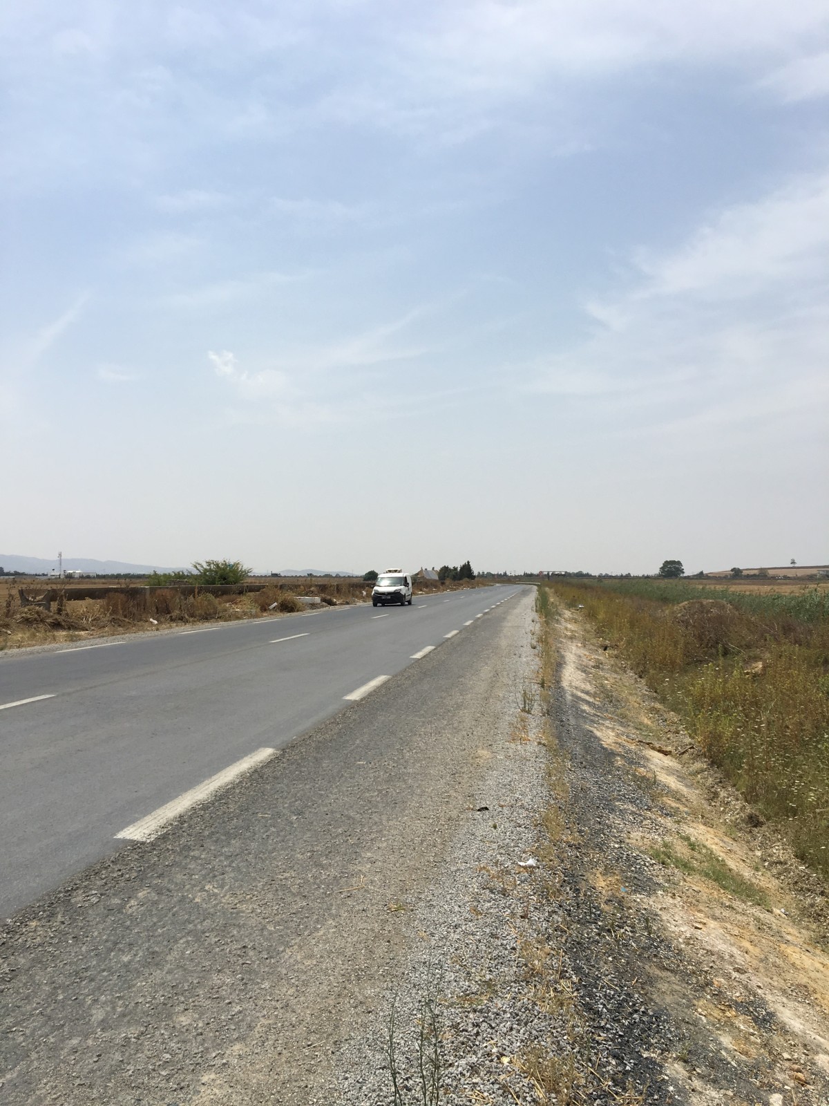 A VENDRE TERRAIN 10000 M2 RTE DE BIZERTE Vente Terrains Industriels