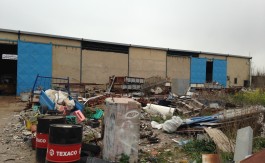 A VENDRE DEPOT 1000 M A MORNAG CLOTURE