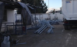 A LOUER DEPOT ENGINS ET MATIERES 2800 M2