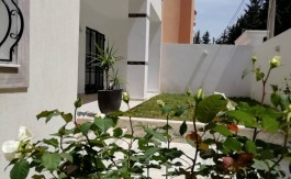 A VENDRE VILLA 340 M2 MANOUBA