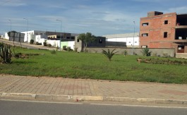 A VENDRE TER INDUSTR 13935 M2 TUN OUEST
