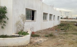 A VENDRE LOCAL 4300 M2 BATI 1000M T NORD