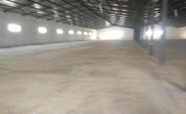 A VENDRE 2 DEPOT 10 000 M2 CHARPENTE