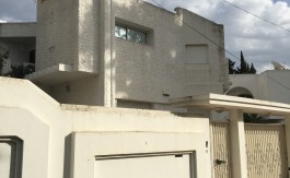 A LOUER VILLA 15 BUREAUX PRES MTUELLEVIL