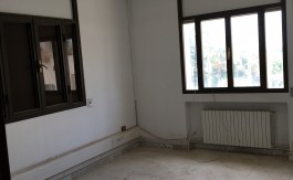 A LOUER PLATEAU 12 BUR MUTVIL 400 M2