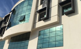 A L ESPACE BUREAUX 1600 M2 DIV LAC 2
