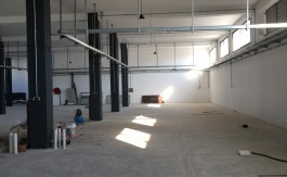 A VENDRE LOCAL NEUF 4280 M2 CHOUTRANA