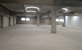A LOUER DEPOT 1900 M2 RTE MARSA