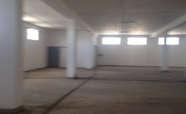 A LOUER LOCAL EN ETAGE 3600 M2 A RADES