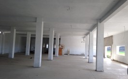 A LOUER LOCAL 1000 M2 EN ETAGE A MGHIRA