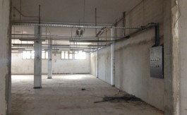 A LOUER LOCAL 1300 M2 2 NIV BEN AROUS