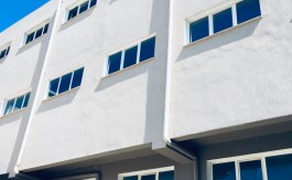 A LOUER LOCAL 4600 M2 DIVISIBLE MNIHLA