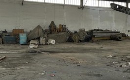 A VENDRE LOCAL 2170 M2 CHARP TUNIS CENTR