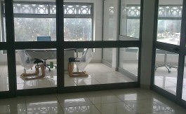 A LOUER BUREAUX 15 p H STAND LA SOUKRA