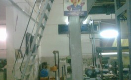 A LOUER USINE 1900M 2 K SAID