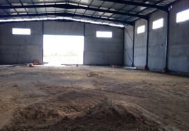 A LOUER LOCAL 1150 M2 CHARPENTE