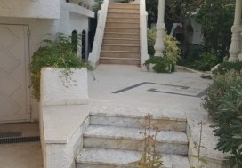 A VENDRE VILLA 400/480 M2 10 P MENZAH 9