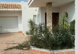 A VENDRE LOCAL 3000/6750 M2 GROMBALIA