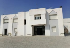 A VENDRE LOCAL 3000/6750 M2 GROMBALIA