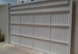 A LOUER LOCAL NEUF 1400 M2 MGHIRA