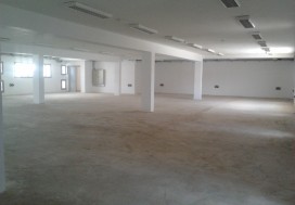 A LOUER LOCAL NEUF 1400 M2 MGHIRA