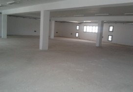 A LOUER LOCAL NEUF 1400 M2 MGHIRA