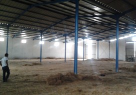 ALOUER  DEPOT CHARP 2520 M2 MORNAGUIA