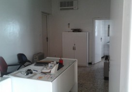 A LOUER 1000 M2 AU KRAM