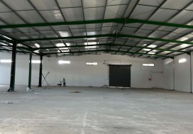 A LOUER DEPOT NEUF 2226/5000 M2 TU SUD