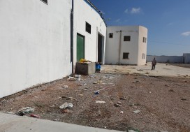 A LOUER DEPOT CHARP 2000 M2 TUN OUEST