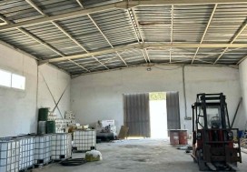 A L DEUX LOCAUX 2000/10050 M2 TU OUEST