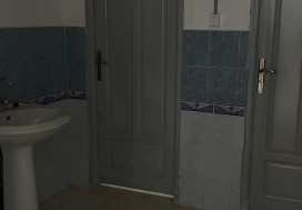 A LOUER LOCAL INDUSTR 2104 M2 GROMBALIA