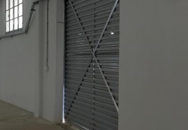 A LOUER LOCAL INDUSTR 2104 M2 GROMBALIA