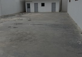 A LOUER LOCAL INDUSTR 2104 M2 GROMBALIA