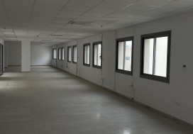 A LOUER ETAGE IMM 750 M2 LAC