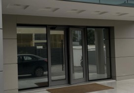 A LOUER ETAGE IMM 750 M2 LAC