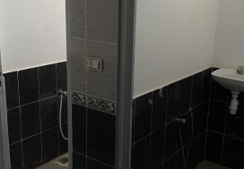 A LOUER LOCAL INDUSTR 2104 M2 GROMBALIA