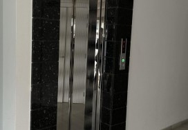A LOUER ETAGE IMM 750 M2 LAC