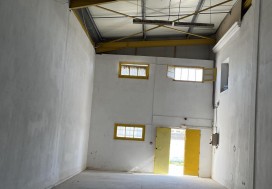 A LOUER 2 DEPOTS 187 M2 TUNIS SUD