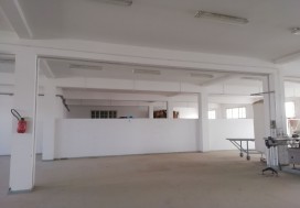 A LOUER LOCAL EN ETAGE 1000 M2  K SAID