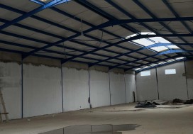 L LOCAL NEUF 3000 M2 TUNIS SUD