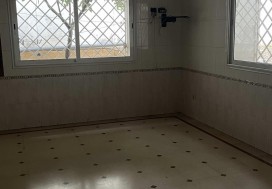 A LOUER LOCAL 1900 M2 TUNIS OUEST