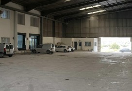 A LOUER LOCAL 1900 M2 TUNIS OUEST