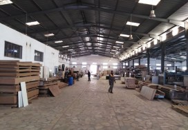 AV LOCAL MEUBLES 6180/13000 M2 SFAX
