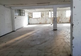 A VENDRE LOCAL 4000 M2 R+1 CHARGUIA