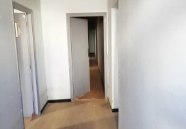A VENDRE LOCAL 4000 M2 R+1 CHARGUIA