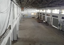 A VENDRE LOCAL 4000 M2 R+1 CHARGUIA