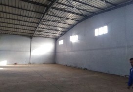 A VENDRE LOCAL 1910/3468 M2 SAFX NORD
