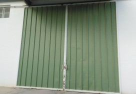 A VENDRE LOCAL 1910/3468 M2 SAFX NORD